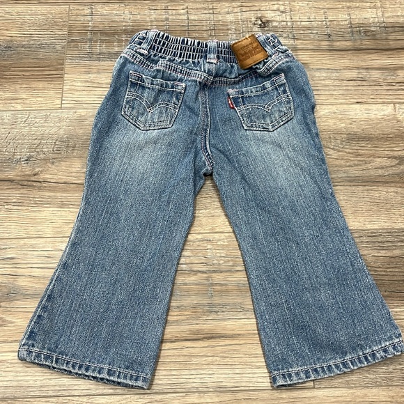 Levi’s Toddler Flare Jeans - Picture 3 of 5